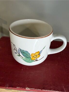 Woodhill Ceramic Floral Coffee Mug - Yellow and blue Flower